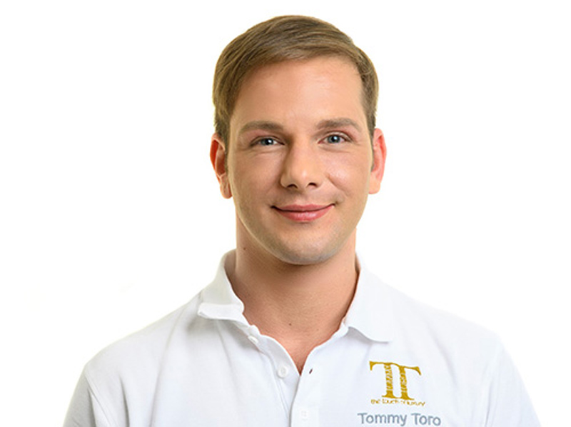 Tommy Toro Studio IMG 000