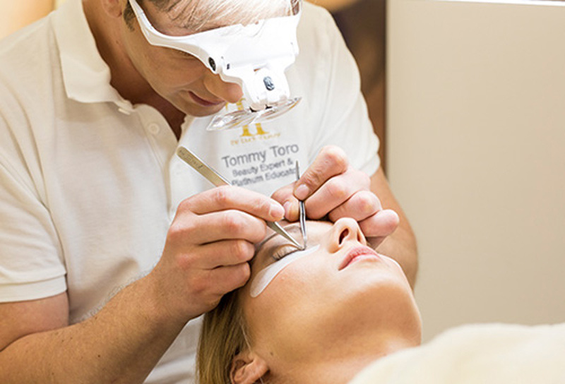 Tommy Toro Studio IMG 12