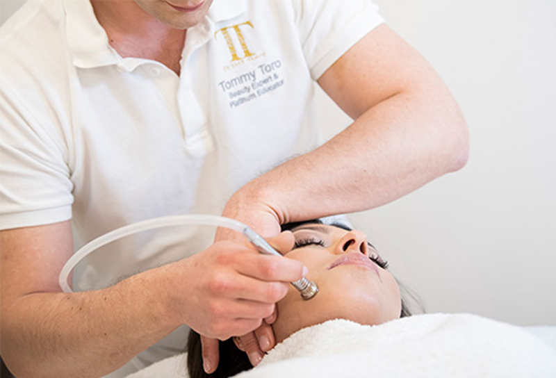 Tommy Toro Studio IMG 13