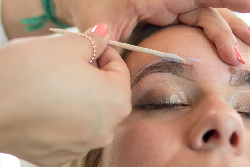 Neyes Brows Augenbrauenschulung